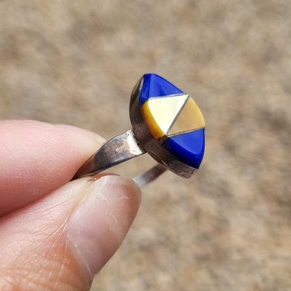 Native American Vintage Lapis and Mother of Pearl Inlay Ring Handmade Jewelry - Picture 8 of 13
